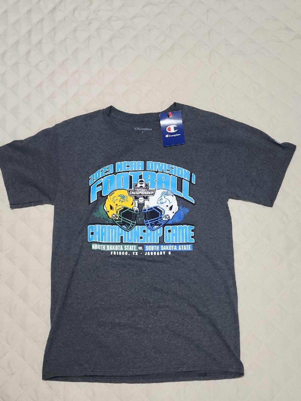 Champion Embroidered 2023 NCAA Football Championship Frisco Tx T-Shirt Small NWT